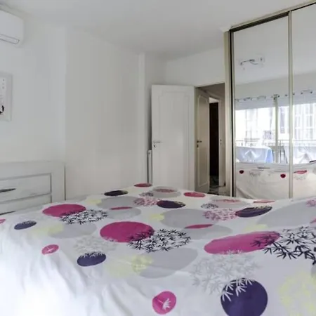 Spacious 2 1 Bedroom Elegance Comfort For Two People דירה