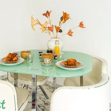 Spacious 2 1 Bedroom Elegance Comfort For Two People * ניס