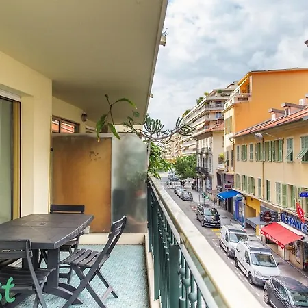 Spacious 2 1 Bedroom Elegance Comfort For Two People